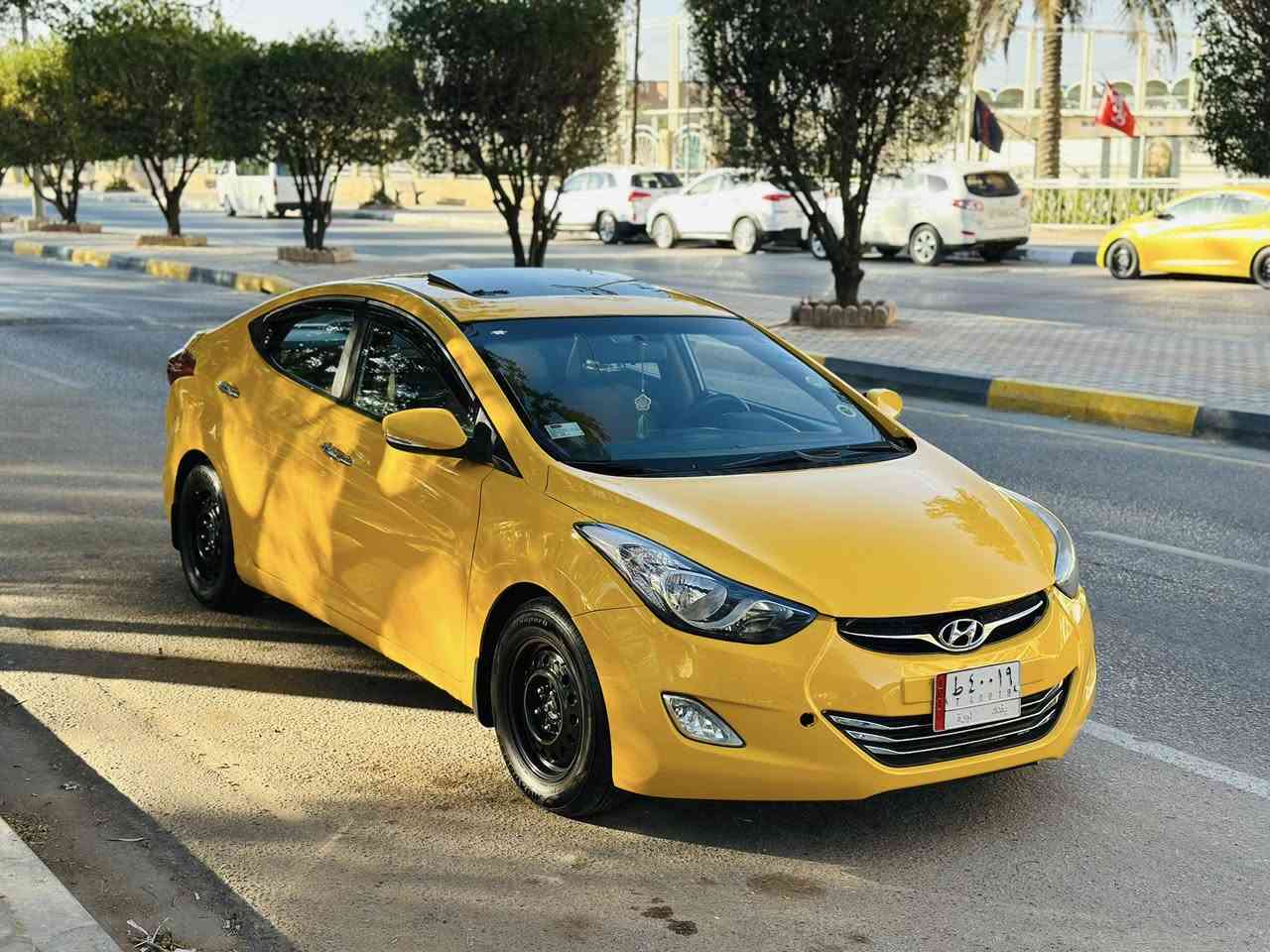 للبيع  هونداي النتره وارد خليجي السعر 93 الاستفسار  *********** مديل 2015 حادث بجم  والباقي مكفول مكينه 1800 دوش مكفوله كير مكفول حداده جديده تبريد شغال موصفات فول واحد عله واحد فتحه سقف تدفئة كشنات تحكم كسن تحكم استيرن شاشه جبيره كامره دواره مري شفط تحكم مري فول الاخير رقم بغداد مداور ثاني يوم مكاني كربلاء المقدسه
