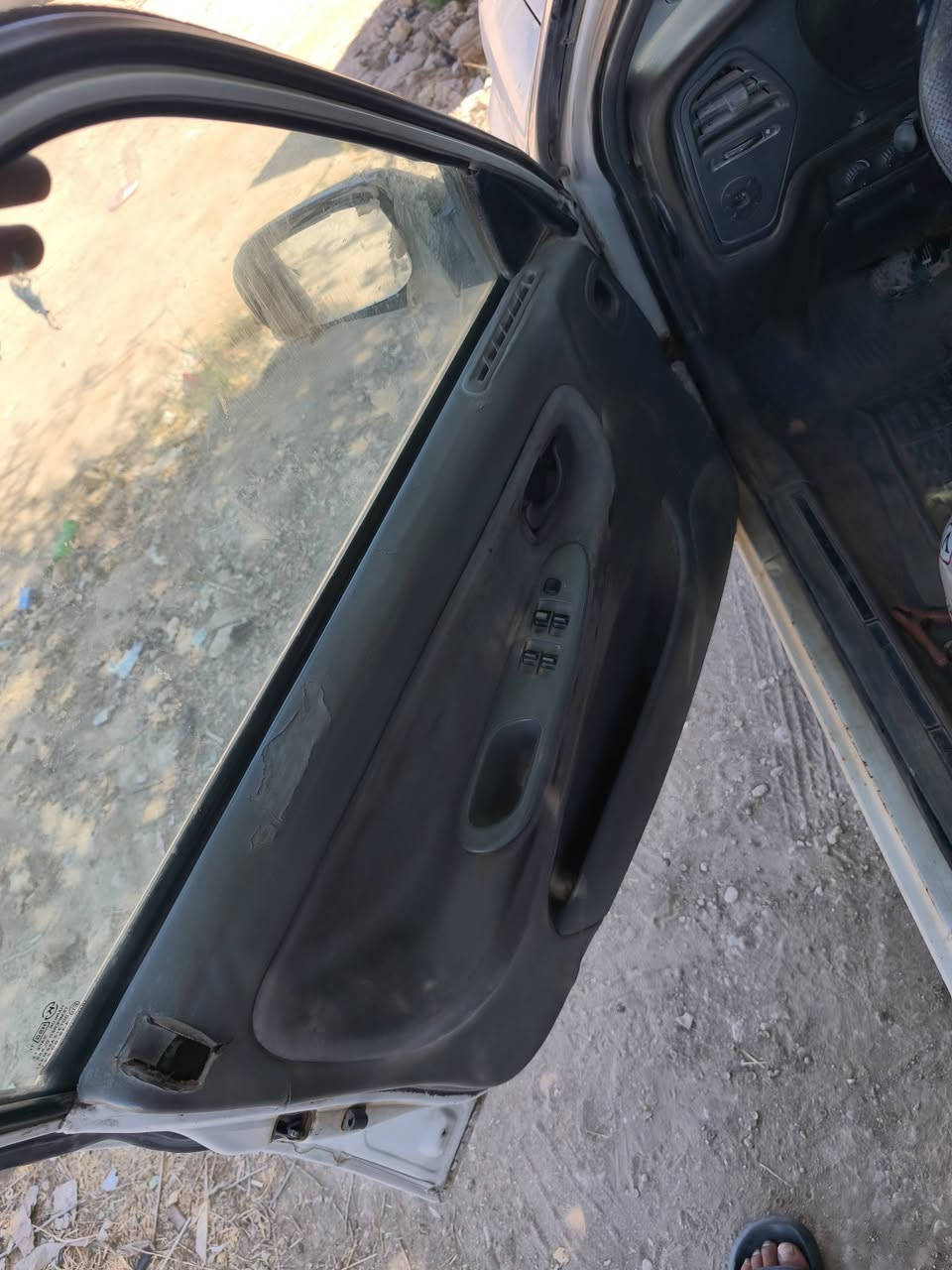 السلام عليكم برنس فراشه البيع موديل 95 مكينه 2000 مفتوح مكفوله من تبخير وتنقيص السنويه 28 بسمي نكليزي مكاني كربلاء السعر 30 وبيه مجال الطيبين ***********
