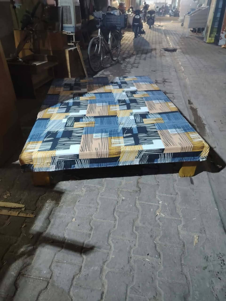 أغراض للبيع كلمن وسعره تزكام نجارة للاستفسار الاتصال على الرقم ***********
