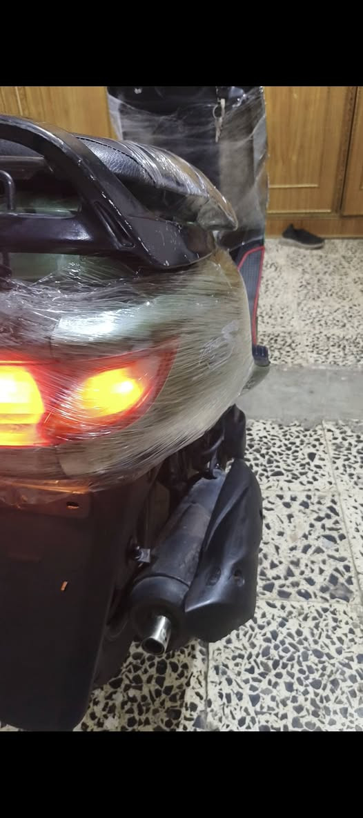 سلام عليكم 
دراجه فراشه فحل للبيع 140
كهربائيات شغاله كلشي يشتغل بيها دراجه مفتوحه 
#السعر 425وبيها مجال    ***********
