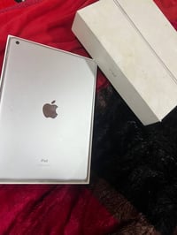 ايباد 9 • شاشة مبدلة • كفالة