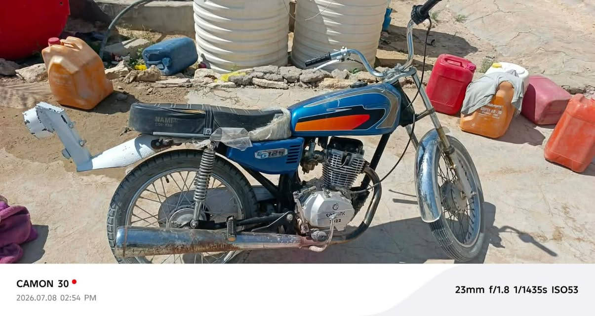 سلام عليكم دراجه للبيع اربعه كير زرنكي مديل ٢٢ مكفوله كفاله عامه مكان نجف سعر ٤٠٠. اوبيهه مجال رقم ***********
