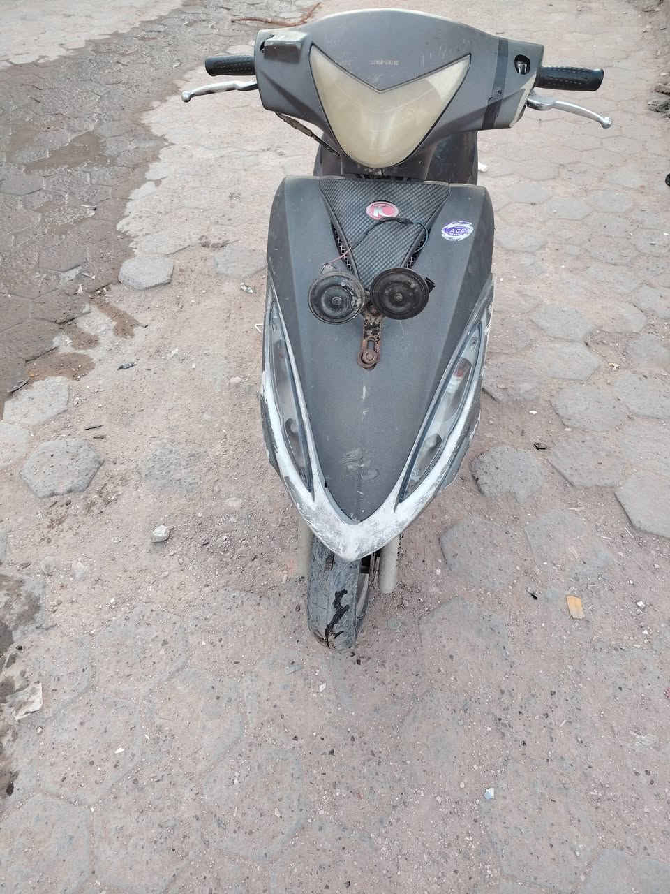 السلام عليكم كامكو للبيع رقم ***********
