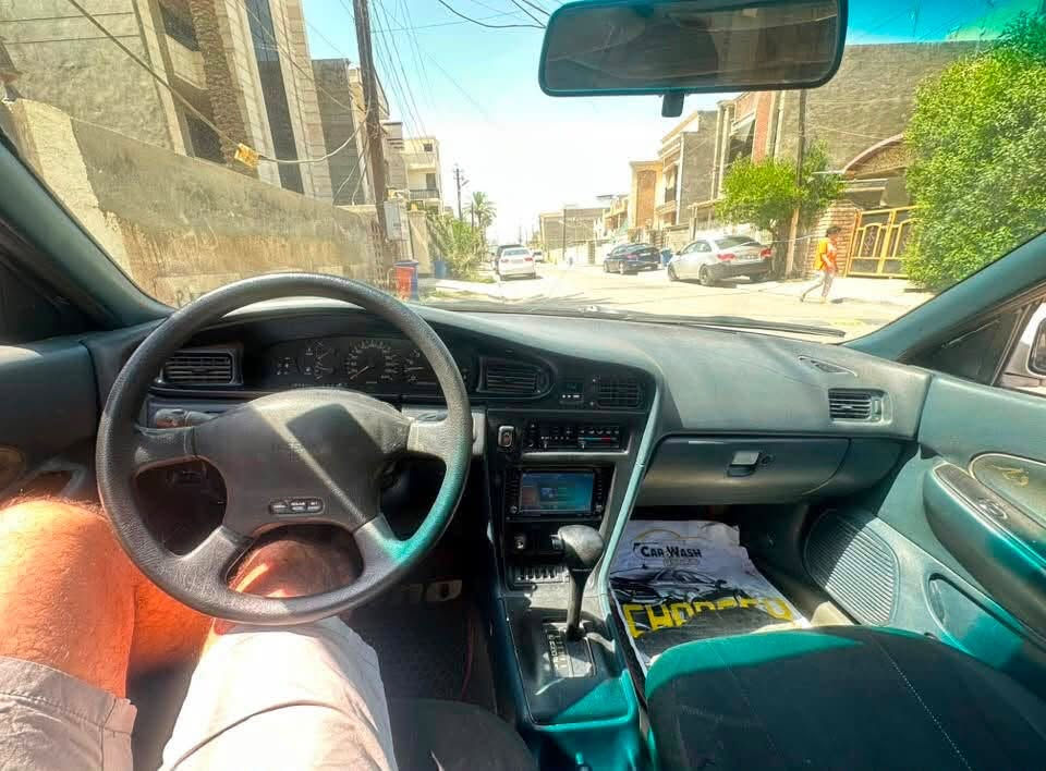للبيع فقط بسعر 32 ورقه
مكزمه موديل 1990  مكفوله من صبغ وضربه فقط بيه خياسات قليله محرك 3000 سته سلندر محرك وكير جدد كير اتو سياره جاهزه تبريد خير من الله ثلج سعر 32 مكاني بغداد السيدية *********** سنويه وارقم وهزه كله جدد اقره زين واتصل
