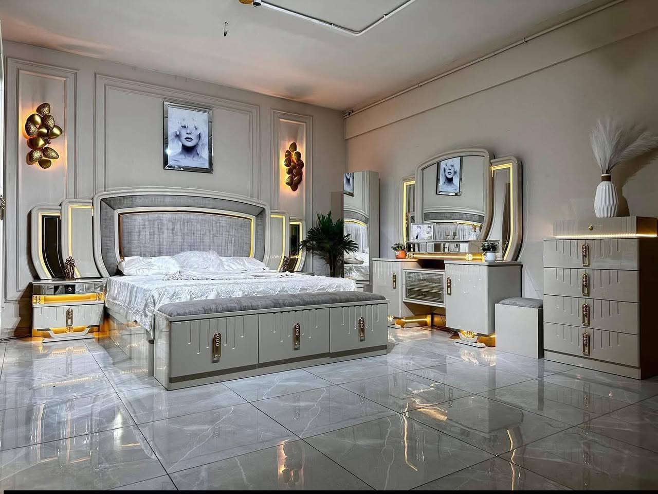 الجود الغرف النوم التركي 
القادسيه الثانيه قرب جامع النعيمي 
متوفر جميع انواع الغرف التركي والصيني
***********
