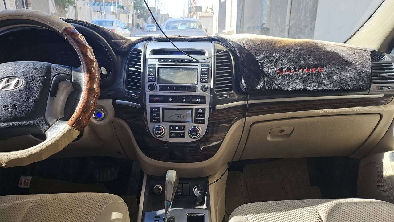 للبيع او المراوس  سنتافي  ٢٠١١خليجي  فول ١/١ رقم بغداد 
بصمة
فتحة
كشن كهربائي
بصمة ابواب
مري شفط
٧ راكب
٣ قطع تبريد
سيارة جاهزة كير مكينة تبريد سونار موجود ب المنشور 
مكلف ب النشر ***********
