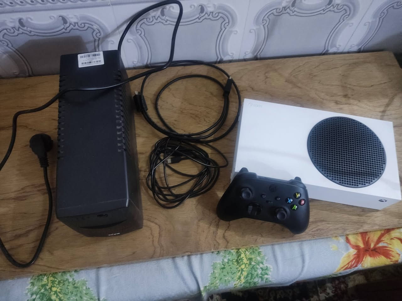 السلام عليكم حبايب اكسبوكس سيريس اس للبيع لوك ستيكر💯
الاكسبوكس لا مفتوح ولا مصلح باله اوربي 🔥موديل 22 شهر 12
الاكسبوكس يحتوي على ملحقات الاصلية وكيبلات الاصلية
الاكسبوكس يحتوي على جويستيك اصلي +كيبل شحن 3 متر+ بطارية اصلية تدوم 30 ساعه لعب مستمر +يحتوي على يوبي اس 850v  💯🔥
الاكسبوكس +بطارية جويستك الاصلية +يوبي اس السعر الكلي 350 الف فقط🔥💯
حبايب مكلفني ازيد بس اني حتاجيت فلوس واكيد شوف اسعار السوك 

للعلم مستخدم جدا قليل بسبب ظروف العمل جهاز يخبل🔥

مكاني بغداد/المحمودية/متواجد فقط فيسبوك


**إذا كنت صاحب هذا الإعلان وتريد حذفه لأي سبب، رجاءا أرسل رسالة إلى الدعم الفني**