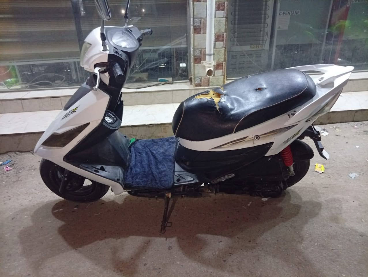 دراجه سايم نحله نضيف مثل ما موضح بل صوره المكينه اسبانه ما محطوط عليه عندي بس الكابريته تخربط يرادله تنضيف.. السعر 475وبي مجال بصيط حك جيتك ومسعجل عل بيعه لين محتاج فلوس


**إذا كنت صاحب هذا الإعلان وتريد حذفه لأي سبب، رجاءا أرسل رسالة إلى الدعم الفني**