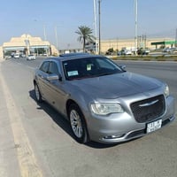 كرايسلر 300 • ٢٠١٦ • حادث بسيط