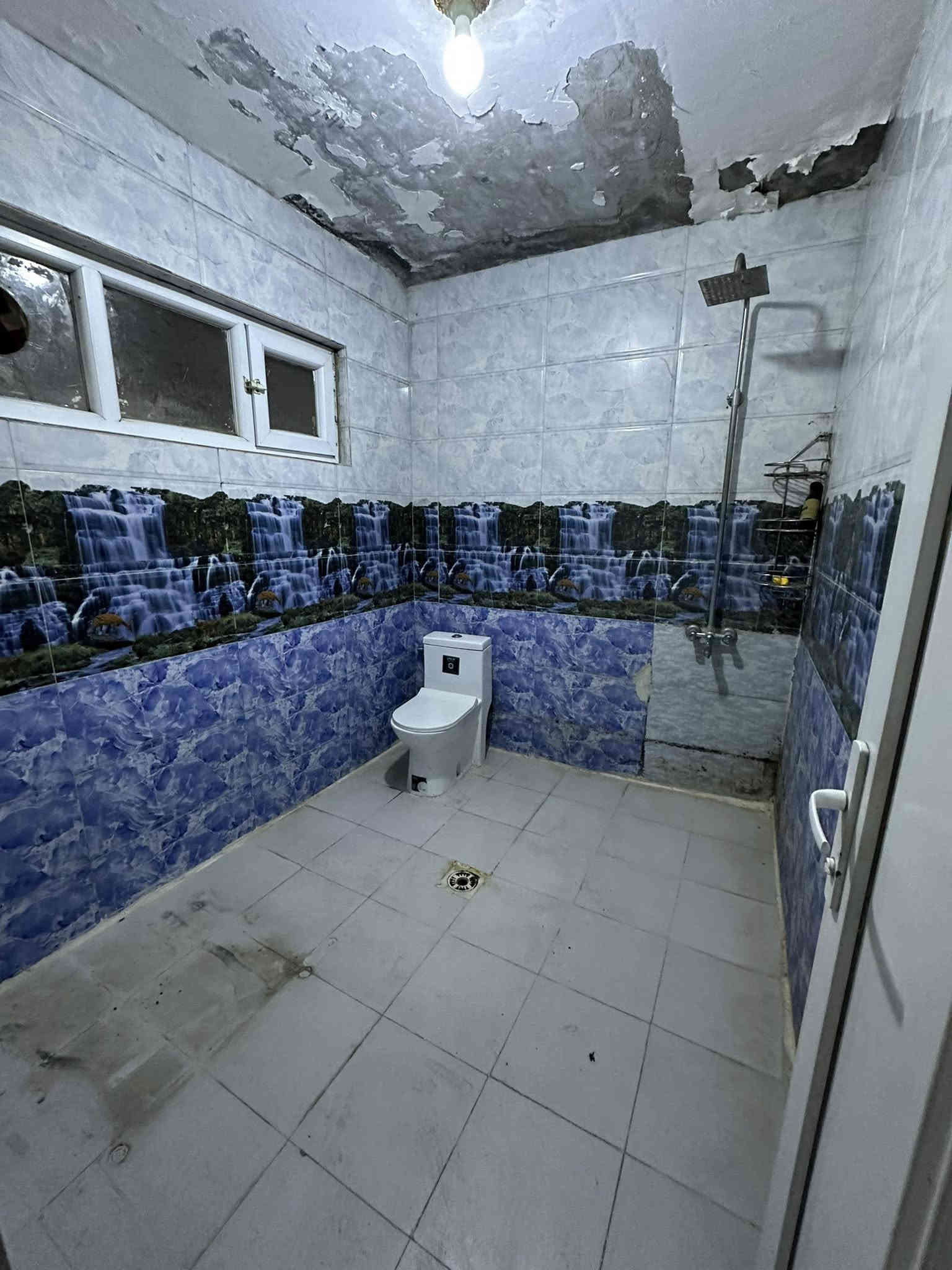 للأيجار في #السيديه🔱
وحده سكنيه طابق اول مساحه 150متر ✔️

تحتوي على 2نوم وصاله ومطبخ وخدمات عدد 2🔶

الأيجار 600 الف قفل 🔒 

موقع السيديه الضباط📍

_______________________________________

للأستفسار اكثر تفضلو بزياره مكتب الطائي للعقار 💎

السيديه شارع المركز عماره عالم الجوكر ✔️

او الأستفسار ع الارقام ادناه 📞↘️↘️ (متوفر واتساب )📌🔛

***********
