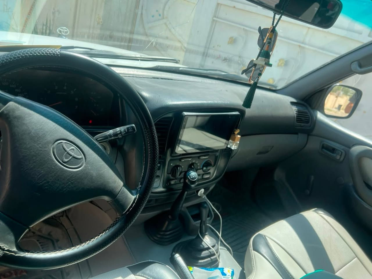 لاندكروزر G فوول فوول عادي 2001 فور ويل دبل خفيف وثكيل
السيارة اصولي مدنية اصلً ، رقم السيارة اسليمانية بسمي 
 سنوية وهزة جديدة ، شرط مكينة وكير بالكارتون ، داخل جديد 
تايرات جدد ويل ابلادي ، دبل تانكي بلادي ودبل فيت فم وطوافات بلادي ، كهربائيات شغالة كلهن  مكفولة كفالة عااامة شرط : مكان السيارة سامراء 130 وبيها مجال للطيبين 

+964 771 994 6249
غير متواجد في التواصل الاجتماعي


**إذا كنت صاحب هذا الإعلان وتريد حذفه لأي سبب، رجاءا أرسل رسالة إلى الدعم الفني**