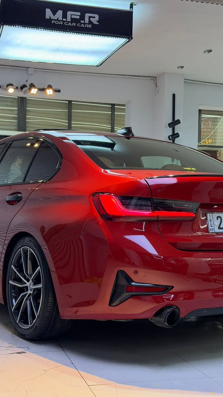 بي ام دبليو موديل 2022 
حجم330 مكينه2000تون تيربو ..
فول مواصفات ..
(( بجم كبسسسس ))

فتحه /شاشه ديجيتل/كامره خلفيه/كشنات تدفئه وكهرباء تحكم/هيتر ستيرن /بصمه ابواب وتشغيل /مري كهرباء/تشغيل عن بعد /لايتات امامي متحرك ويه الستيرن / لد داخلي متعدد الالوان /داخل جلد ولون عسلي ..الخ

السياره عليه اكزوز من امريكا 
وعليه كاربون فايبر حقيقي 
وعليه دبلات ولويات من امريكا 

ماشيه 29800 مايل يعني 30
حادث /
باب و جاملغ خلفي جهه سايق كلير
ايرباك ستيرن فقط .
السياره جديده بمعنئ كلمه

السعر المطلوب

282 .  ورقه وبيها مجال

هذا رقمي ***********
مكان سياره بغداد الجادريه
