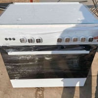 طباخ فرن  5 عيون تركي جديد بالكرتون السعر 300 بيه مجال للتواصل 0750339...