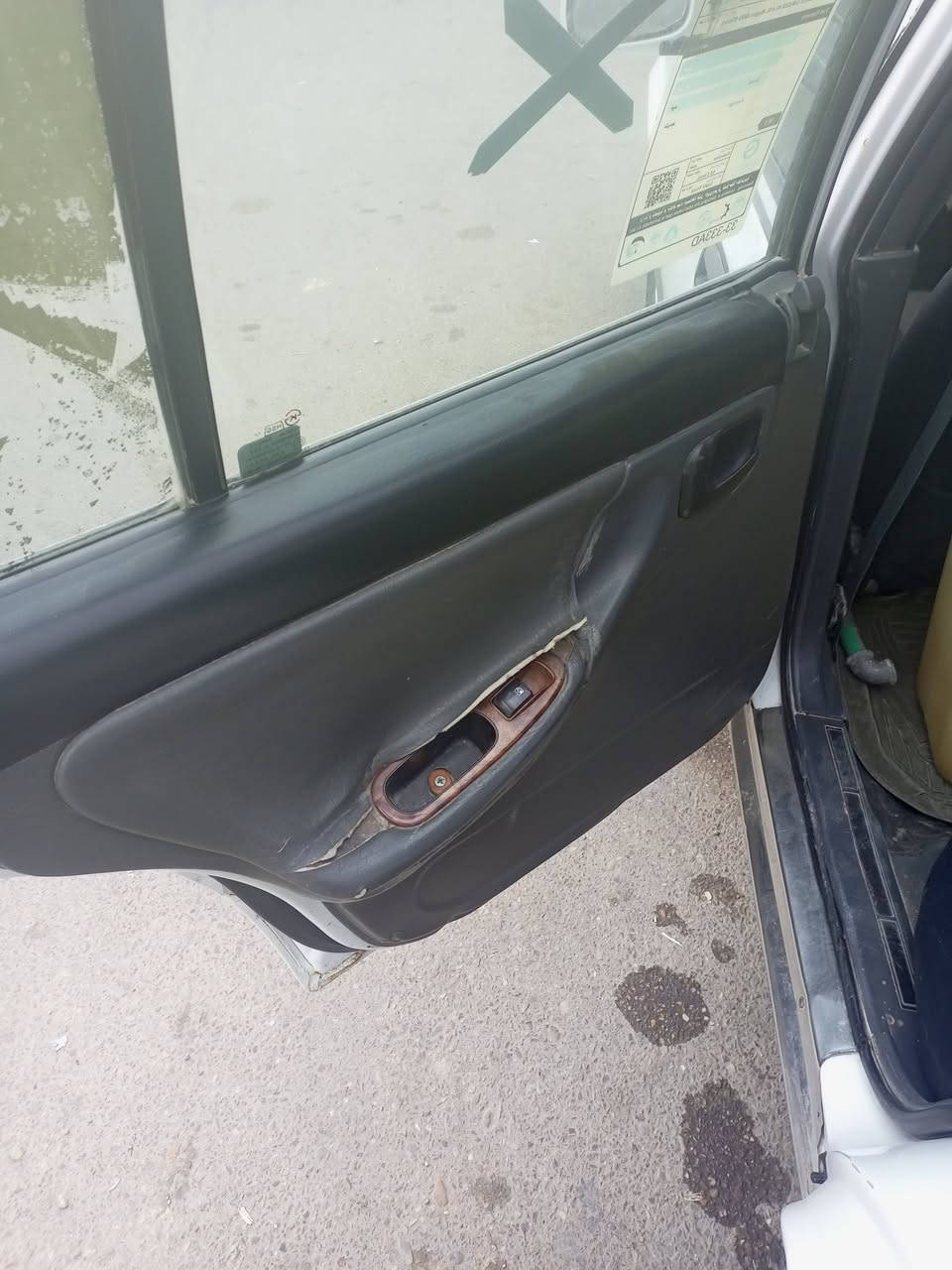 برنس لبيع موديل  خمسه  وتسعين سياره  بلاديه ع وضع شركه كير محرك مقفولت حداديه  تخم تاير السعر ***********/***********47/
