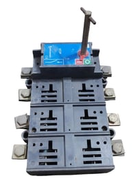 قاطع • ٤٠٠ أمبير • مستعمل