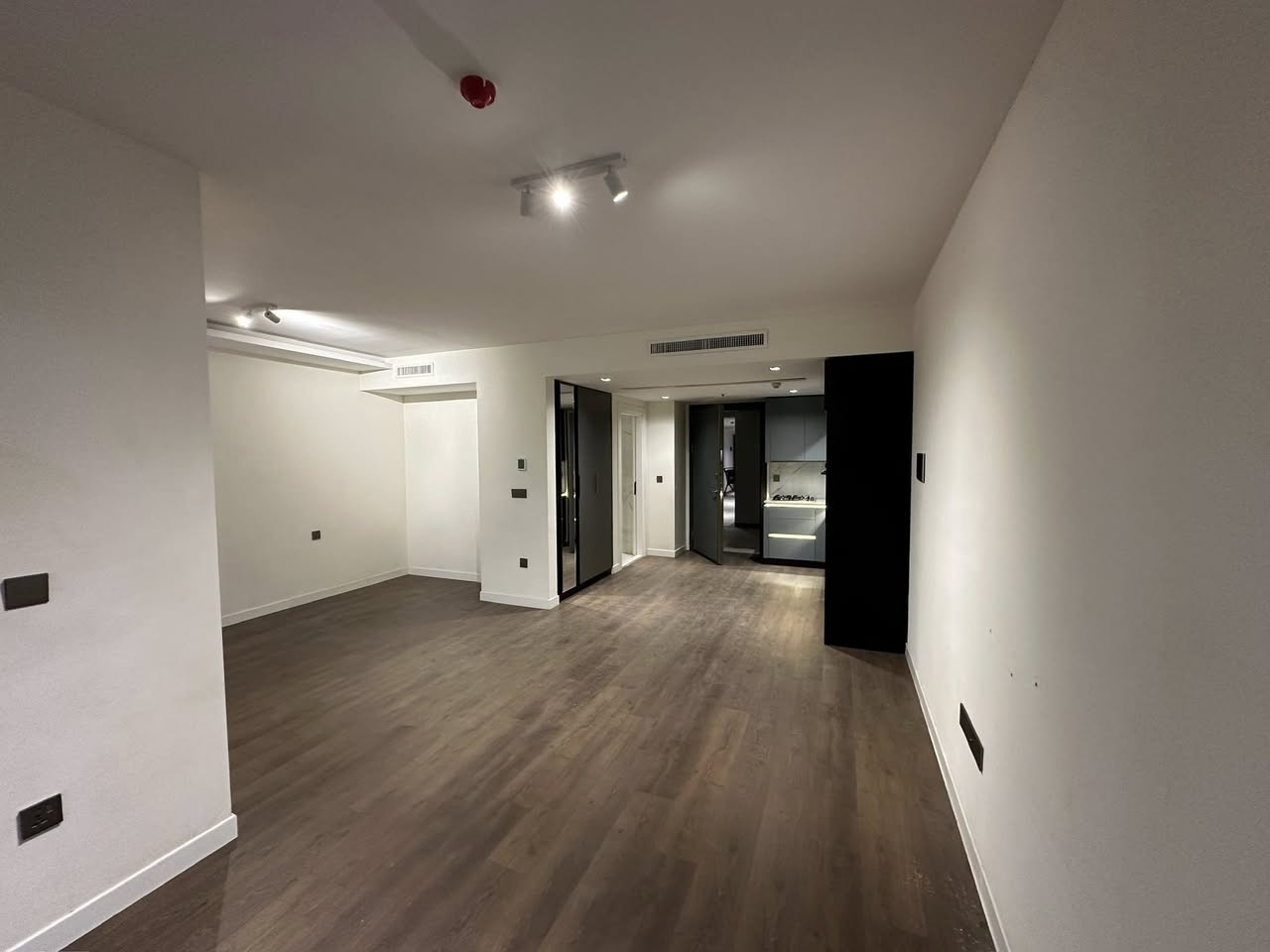 Boulevard studio for rent 400$ 
WhatsApp *********** 

Boulevard Bulvar üzerinde stüdyo daire kiralık 400$
WhatsApp ***********

استوديو للإيجار في بوليفارد، 400 دولار أمريكي
للتواصل عبر واتساب: ***********

ستۆدیۆی بۆلیڤار بۆ کرێ 400$ 
واتسئەپ ***********
