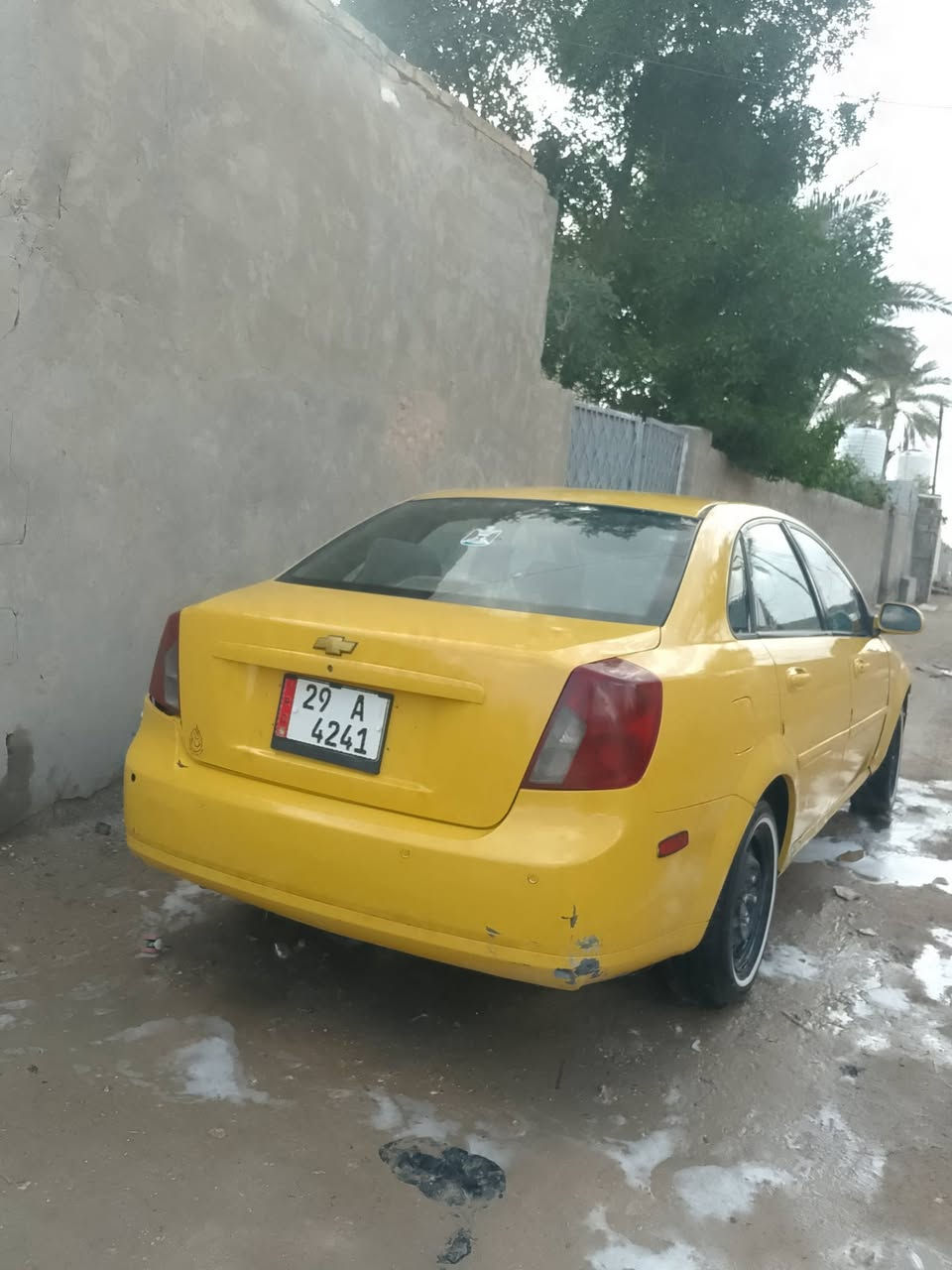 سلام عليكم فرنزه لبيع سياره مكينه جديده حاويه وكير حداديه خير من الله لسياره حالين بيه ضربه بصيط 
*********** 👌
