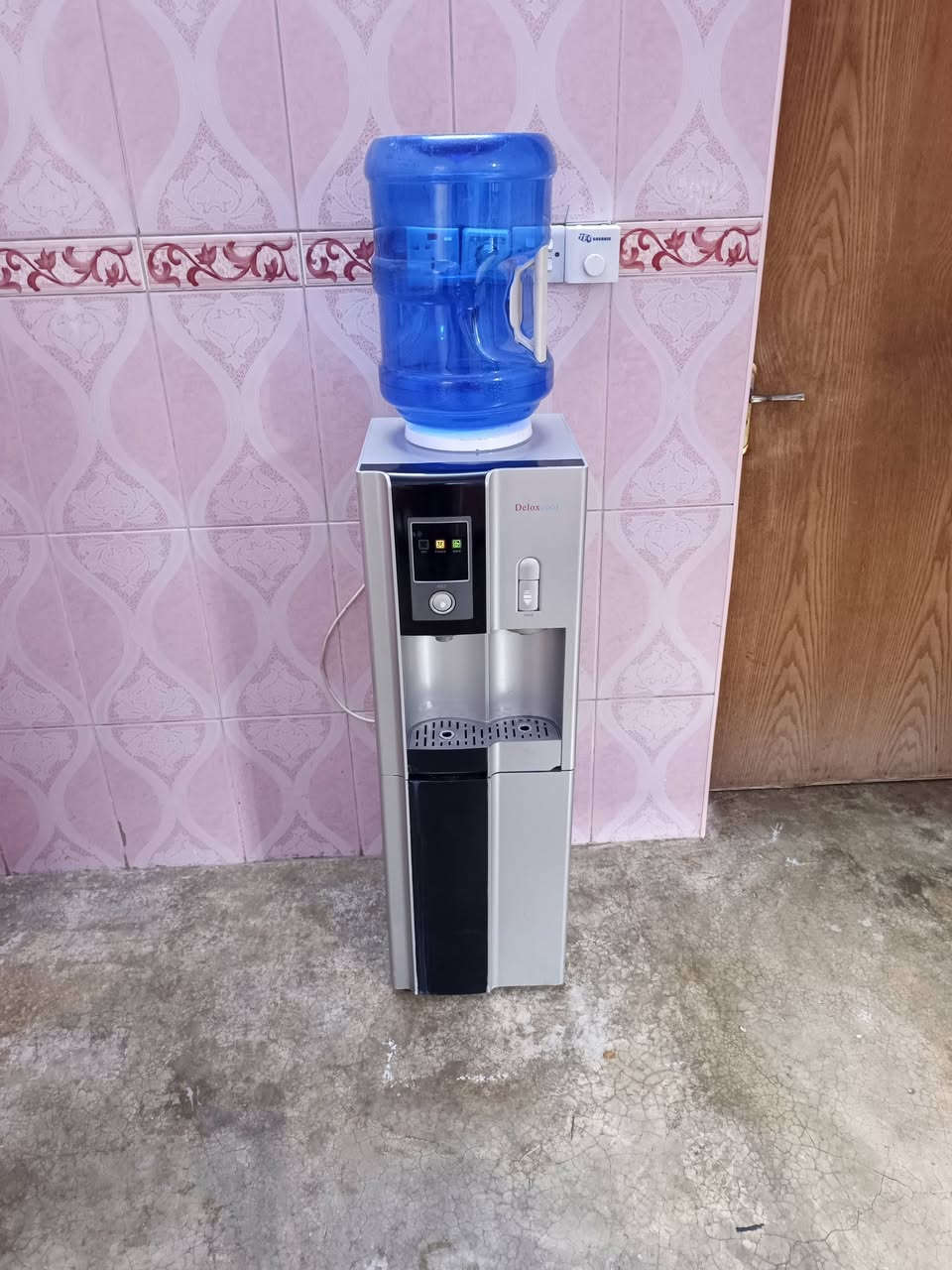 س ع براد شغال شرط حار باردثلاجه  فول نضافه كل عيب مابيه كله شرط  بلادي شركه سعر 65 وبيه مجال مكاني كركوك كركوك حي عسكري ***********
