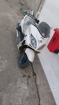 دراجة نارية • للبيع