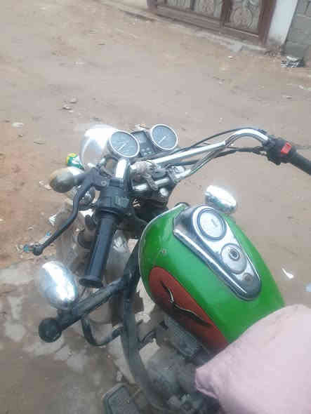 سلام عليكم مديل 22 اوراق اصولي مبدل كلجات مامغسوله للبيع سعرها 1550 مجالها قليل كربلاء ***********
