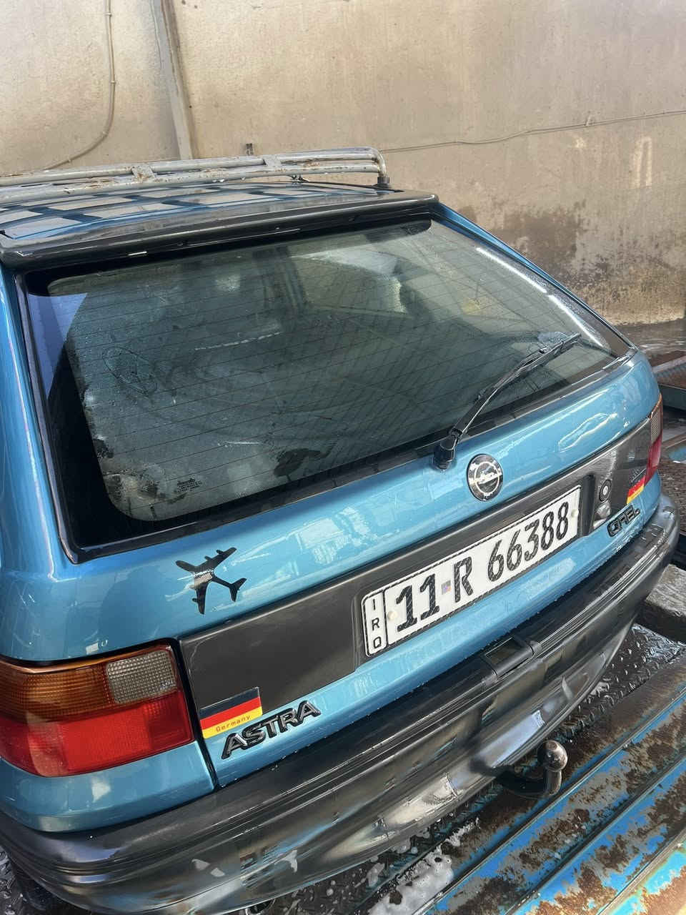 استرا موديل 1993 جديده احلى من الصورللتًواصل ***********
