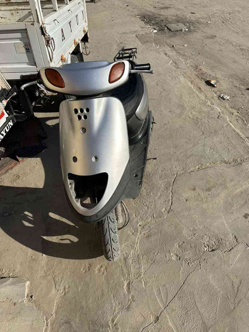 للبيع دراجه منغولي الدراجه كلشي ما بيه نقصهه بس لايت امامي وباتري السعر ٤٠٠وبيه مجال


**إذا كنت صاحب هذا الإعلان وتريد حذفه لأي سبب، رجاءا أرسل رسالة إلى الدعم الفني**