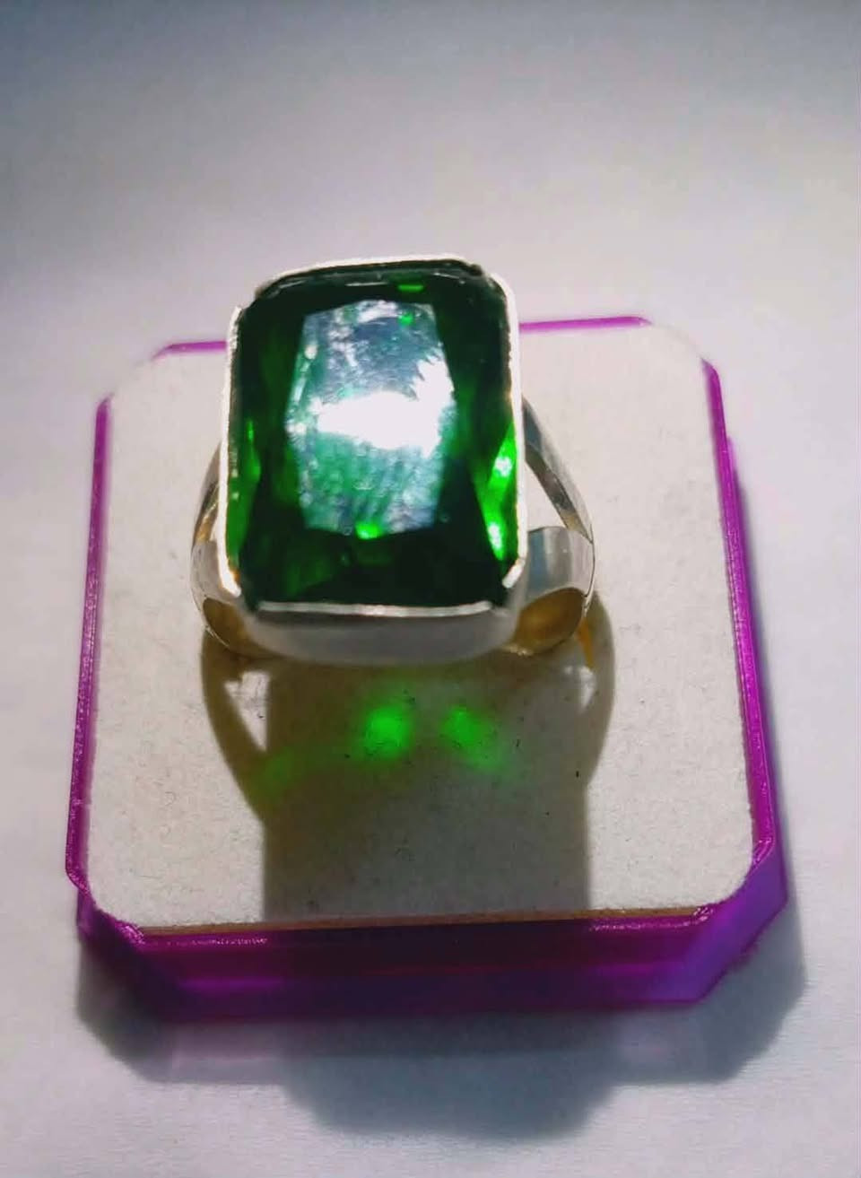 منو يصيده ..زاركون جمال ودلال فضه 925سعر 33الف فقط مع توصيل واتساب ***********...
