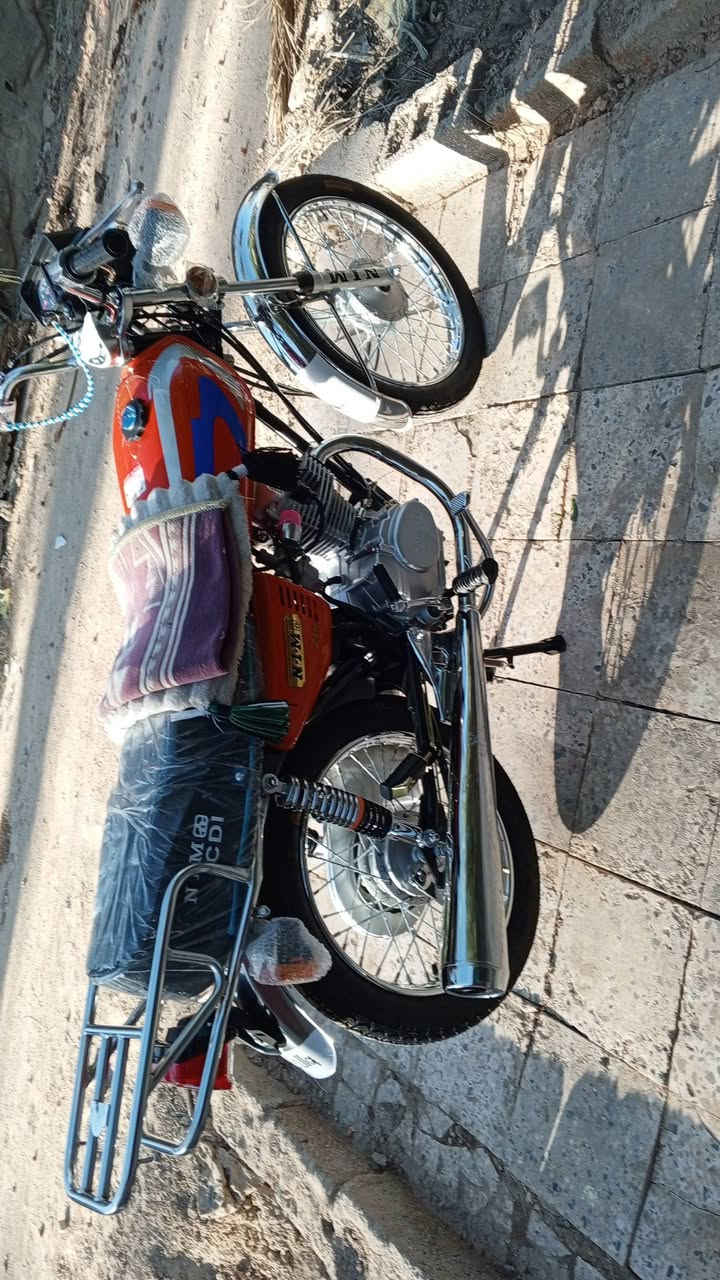 البيع 🫴
كفاله عامه 
جديده 
واحد على واحد 🍅🫟
مراوس عادي
***********
