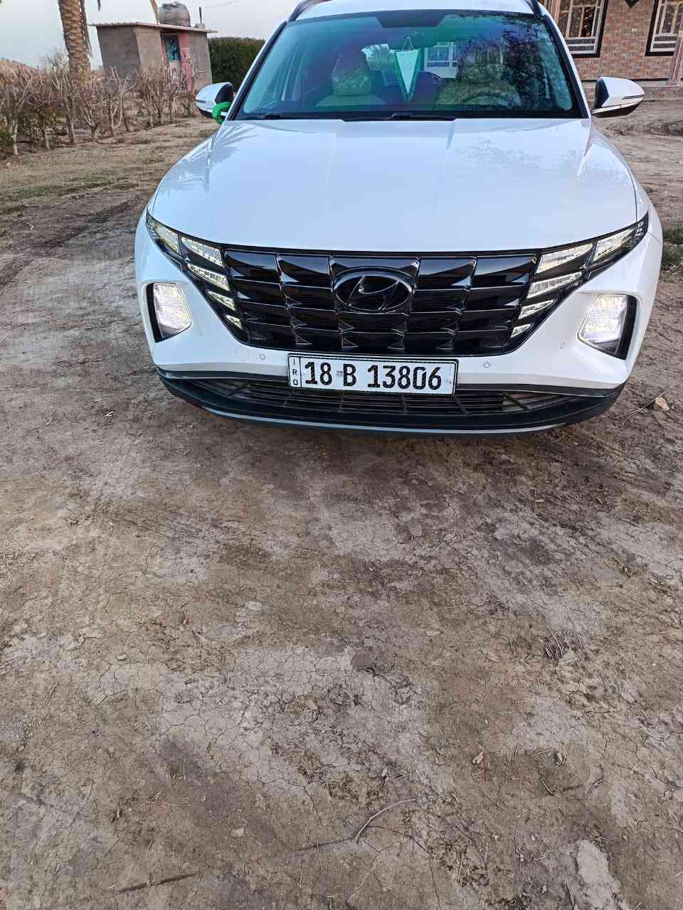 سلام عليكم. توسان موديل ٢٤ مكفوله كفاله عامه فول موصفات واحد على واحد عده البنراما كشنات كهربائي جهتين كشنات جلد  مري شفط حساسات امامي خلفي كامره جبيره دوره سايد ابريك بصه  دشبول لونين  كل الموصفات بيها سياره جديده ماشيه 38سعر 223بيه  مجال حك الجيه***********
