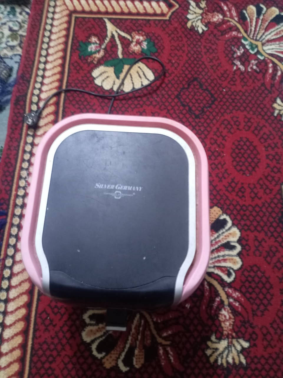 السلام عليكم قلايه كهربائيه للبيع نظيفه وشغاله اصليه باب اول السعر 40وبيها مجال.


**إذا كنت صاحب هذا الإعلان وتريد حذفه لأي سبب، رجاءا أرسل رسالة إلى الدعم الفني**