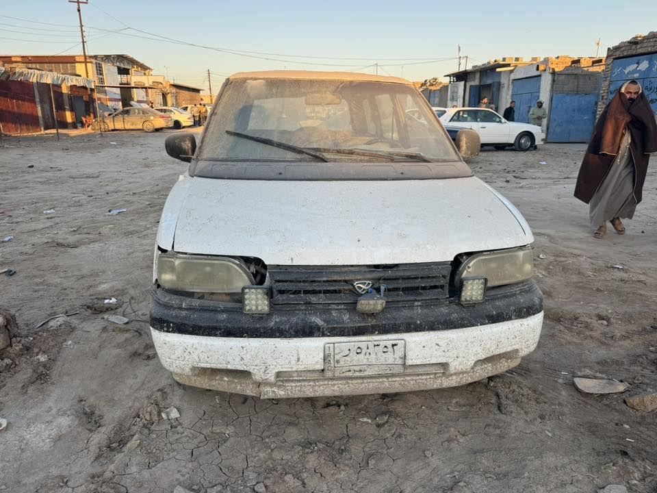 سياره مازده  للبيع كير مكينه ونجي اربعه  السعر 15. وبيه مجال  المكان ذيقار قلعة سكر  تحويل ثاني يوم  ***********
