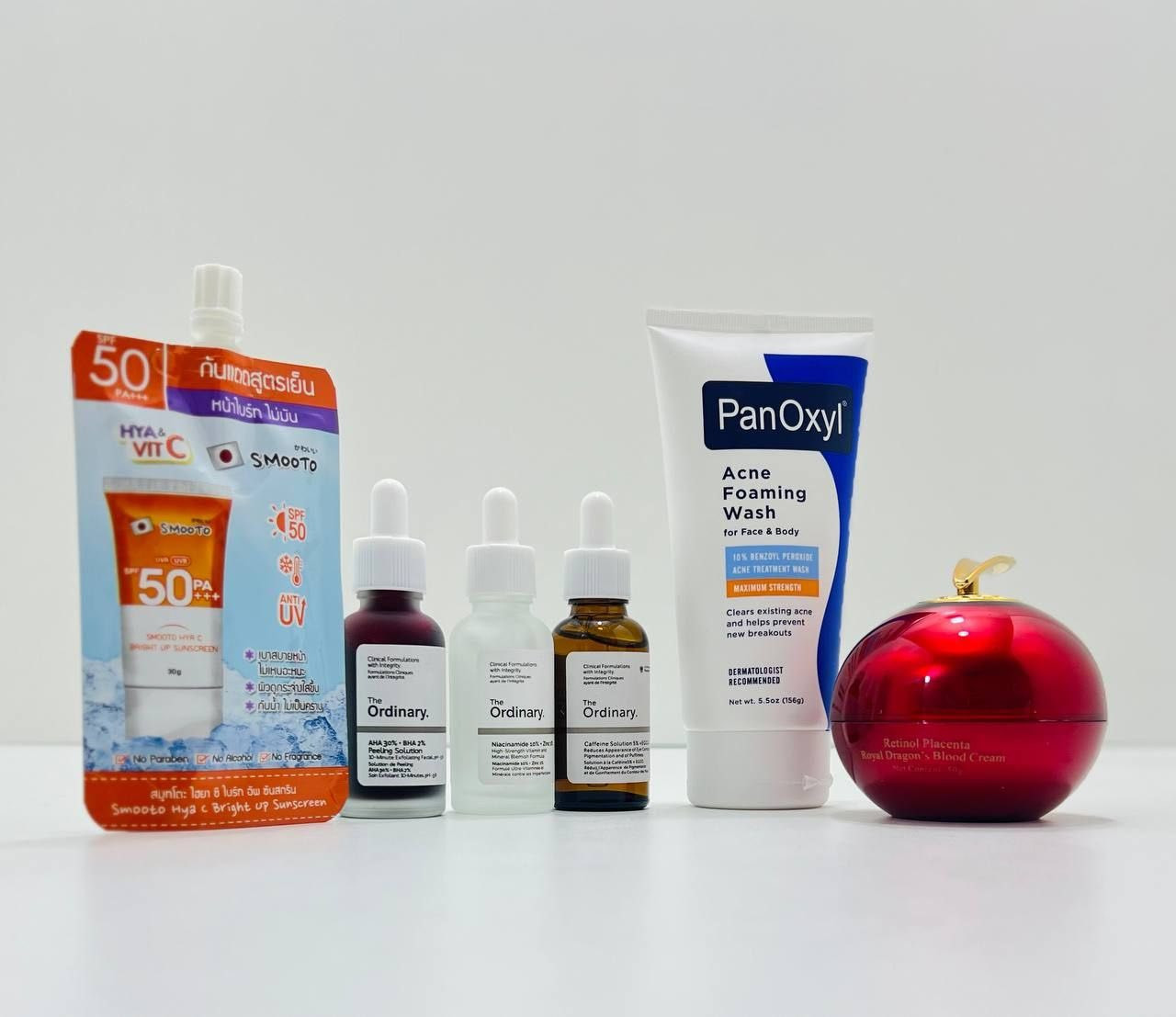 💗 عرض عناية متكامل للبشرة 💗
• 🧴 مجموعة The Ordinary
سيرومات بكج اوردنري للعناية (تفتيح + تقليل مسام + نضارة) ✨
• 🧼 غسول بانوكسيل PanOxyl Acne Foaming Wash
ينظف بعمق ويعالج الحبوب 🔥
• ☀️ واقي شمس Smooto SPF50
يحمي من الشمس ويعطي إشراقة 🌞
• 💎 خلطه التنين O’Mayln Retinol Placenta Cream
ترطيب + شد البشرة وتقليل التجاعيد 💫
✨ روتين كامل: تنظيف + علاج + ترطيب + حماية
مناسب لبشرة أنعم وأنقى من أول استخدام 💖

> ﹏﹏﹏﹏﹏﹏ 𓍢ִ໋ 🫧 ✧ 🦢 𓍢ִ໋ 🪞 ﹏﹏﹏﹏﹏﹏
> 𓍢ִ໋🌷‌֒ ✧˚ ༘ ⋆｡˚ ☁️


**إذا كنت صاحب هذا الإعلان وتريد حذفه لأي سبب، رجاءا أرسل رسالة إلى الدعم الفني**