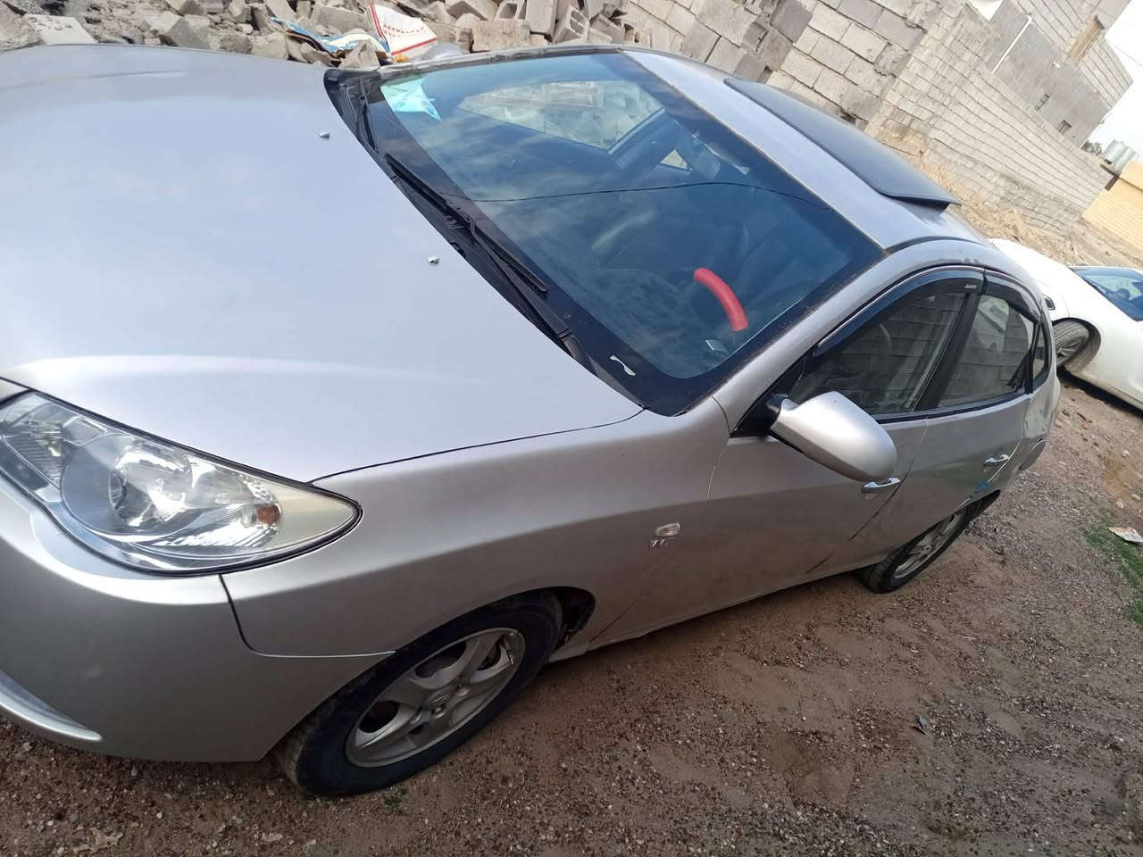 سلام عليكم للبيع افانتي مكصوص مامسجل مديل 2009 سياره كير محرك شرط صدر جديد تخم تايرات جديد تبريد ثلج تدفئه نار 🔥 سياره جاهزه من كولشي الكشر شوف العين يبري الذمه مكان السياره صلاح الدين العلم السعر 37 وبيها مجال شي بسيط الاستفسار اتصل ***********
