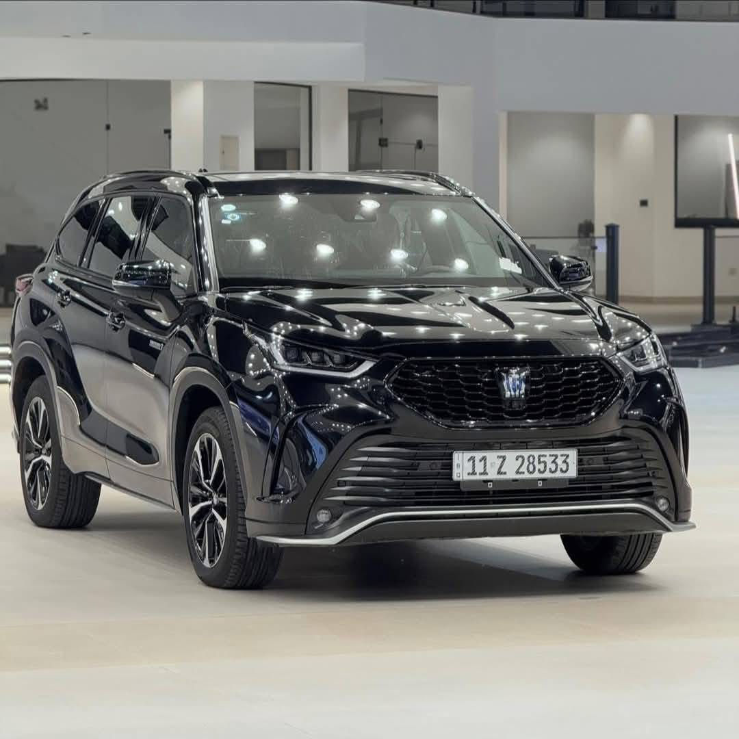 تويوتا كراون موديل 2023 هايبرد 7 راكب  
السيارة على ايد وحدة رقم بغداد باسمي تحويل ثاني يوم والسيارة نظيفة جداً ومكفولة من اي صبغ تكحيل ضربه تبديل + كير محرك كله مكفول تبديل دهن بس يم الشركة يعني مداريها والحمدلله
المواصفات :
محرك 2.5 هايبرد اقتصادي
التفويلة تمشيك 900 كيلو واكثر
كشنات جلد + كهرباء + تدفئة 
كامرات 360 - رادار- تحديد مسار - سياقة ذاتية 
بانوراما + حساسات امامية وخلفية 
دفع رباعي 
عداد ديجتال + 4 مودات قيادة  
ماشية 14 الف فقط
صندوق كهرباء 

ال💎ــسعـر 🟥 :: رقم (1) تلـقـائـي 📮

رقم صاحب ســـيـارة :: ***********
