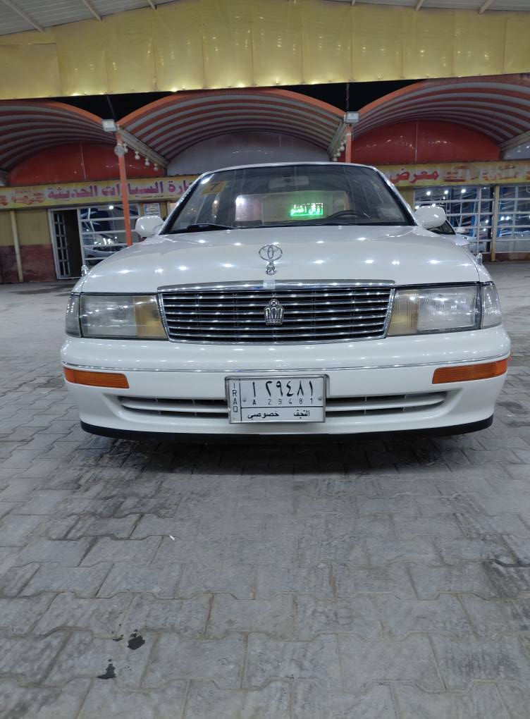 تويوتا كراون نجف موديل ١٩٩٢ مكفوله كص ونقل جثه وضربه قويه  كير مكينه تبريد حداديه مكفول  السعر ٥٥ وبيها مجال مكان نجف للاستفسار ع الرقم *********** النجف, العراق
