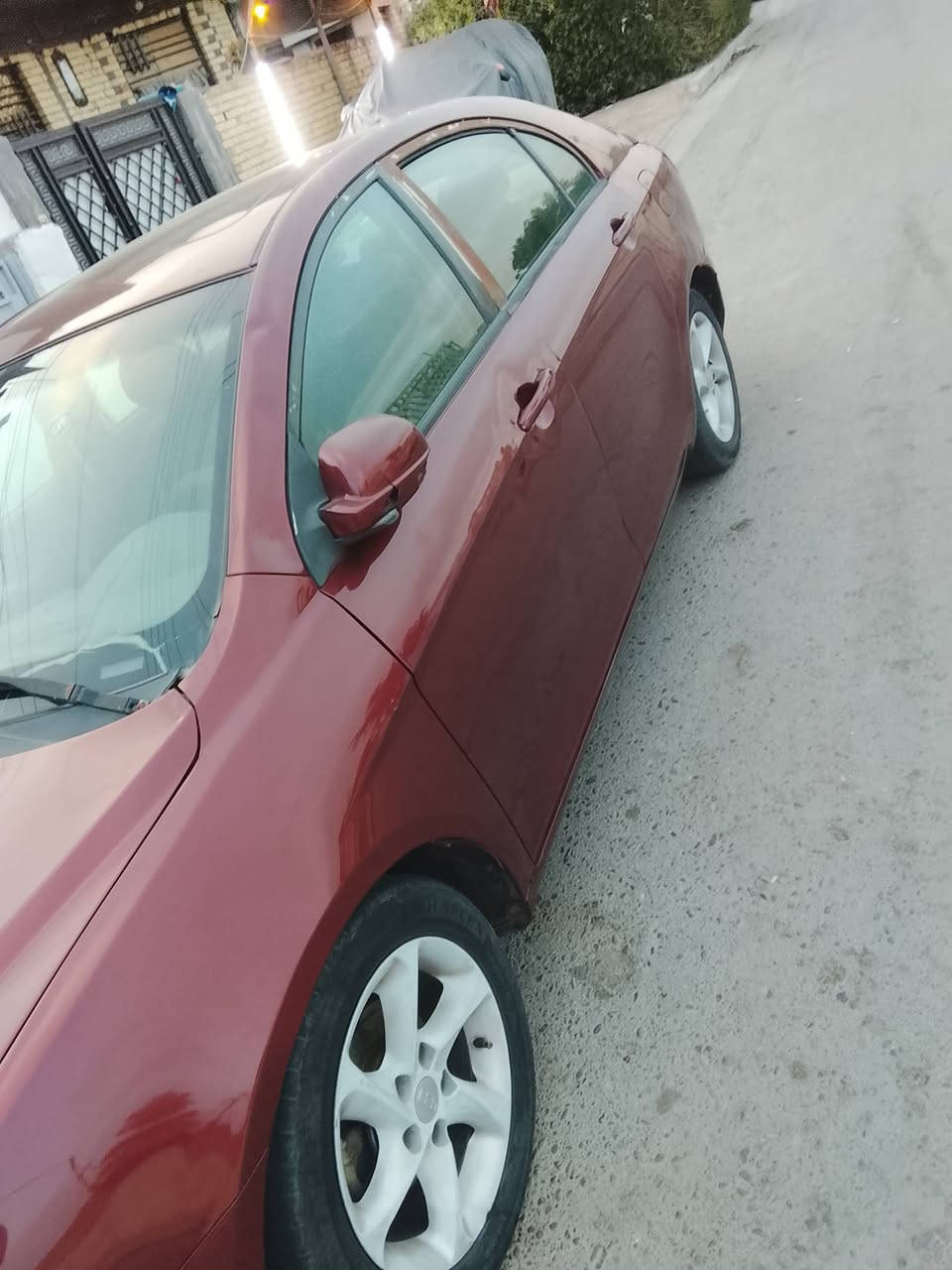 جيلي امكراند موديل 13 C7 رقم بغداد تحويل مباشر مصبوغة عام اثر جراد وبيها جامرلغ جهة السايق مبدل والباب الخلفي تخم تايرات صدر دوشمه جام كهربائي اشاير بالمري فتحه سلايد روف مكينه تبخر مكينه بلادي ممحورة الكير جديد طبيعي مكاني بغداد السعر 40 وترهم مراوس بخصوصي وهذا رقمي *********** وتحياتي للجميع.
