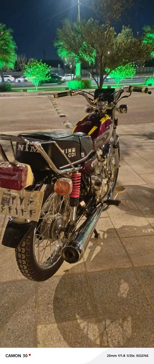 السلام عليكم دراجه نامه شبه شلا مجة دراجه 25 طالعه ب 26 كانت مضمومه دراجه ما ماشيه ثلاث احرف دراجه كفاله عامه السعر 650 وبيها مجال الوان كربلاء حي الحر ***********
