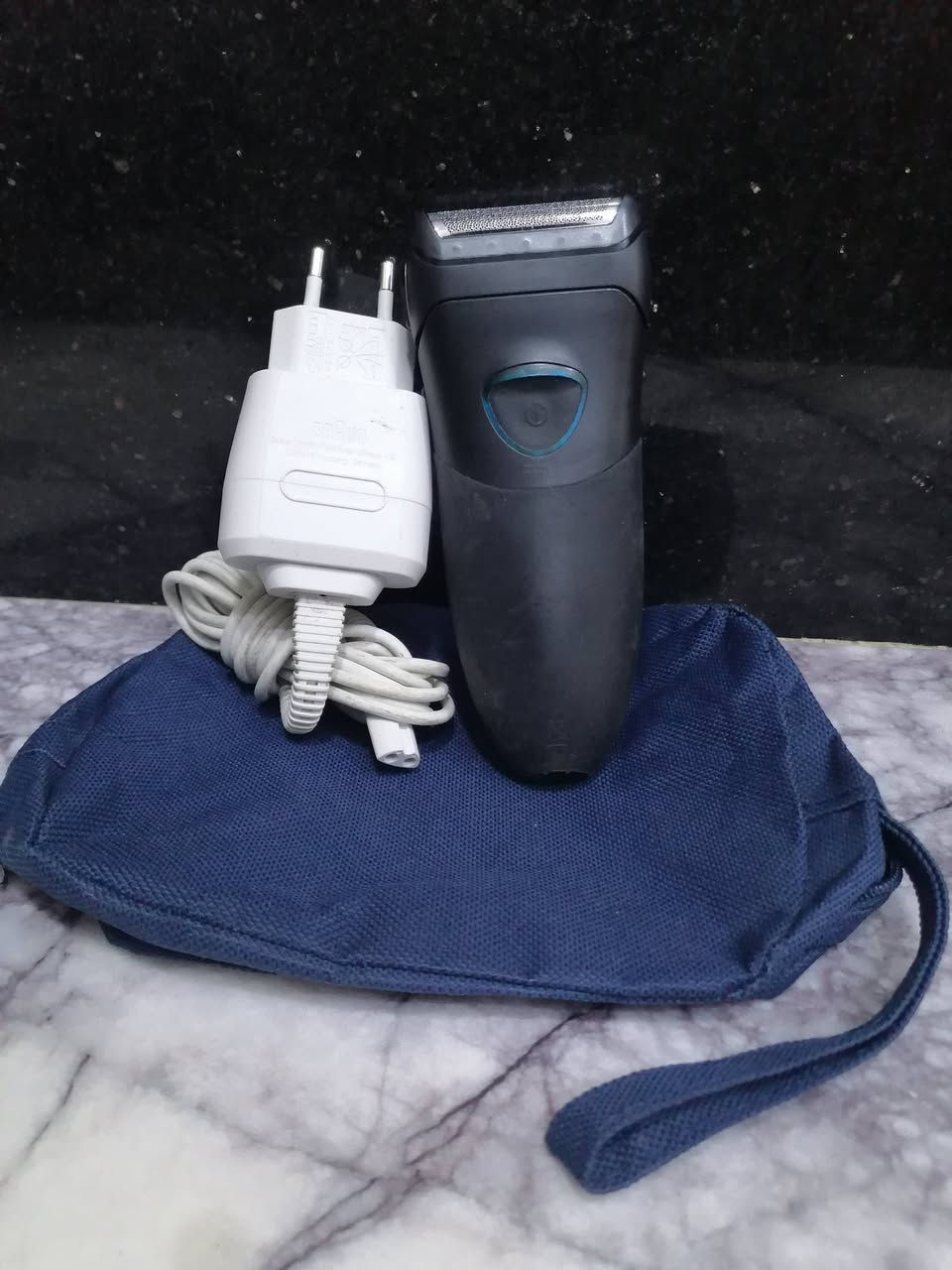 مكينة حلاقة ماركة ابراون جلاية وتحديد كهرباء +شحن بسعر 20


**إذا كنت صاحب هذا الإعلان وتريد حذفه لأي سبب، رجاءا أرسل رسالة إلى الدعم الفني**