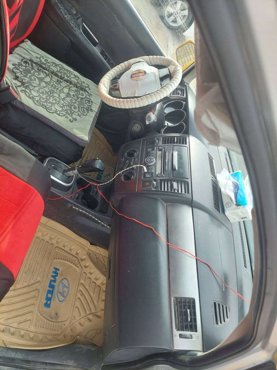 للبيع
نيسان فيرسا موديل 2008رقم انبار مشروع وطني كير محرك خير من الله تبريد شغال ضرر جاملغ ايمن مكان الانبار فلوجه السعر 47وبيه مجال بسيط 
***********
