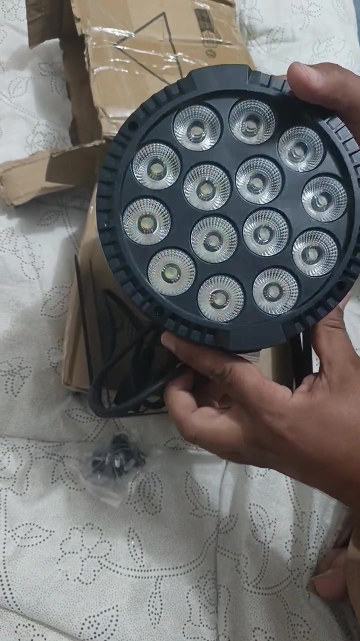 ضوء مسرحي بهذا الشكل متوفر قطعتين اعلى سعر ابيع


**إذا كنت صاحب هذا الإعلان وتريد حذفه لأي سبب، رجاءا أرسل رسالة إلى الدعم الفني**