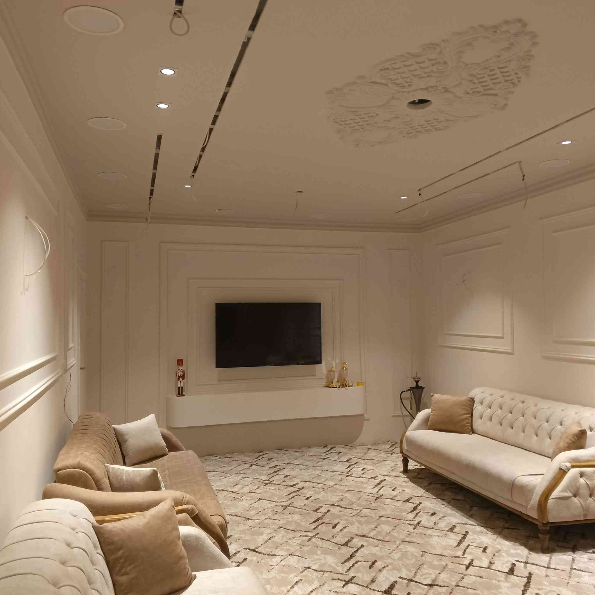 ✨ **ديكورات مغربية -  صباغة داخلي/خارجي - تأسيس كهربائيات** ✨  

مرحباً بكم في صفحتنا المتخصصة في:  
✔ **الديكور المغربي الأصيل** (جبس، زخارف، أثاث تقليدي).  
✔ **تغليف وتنجيد بالفلين** لحماية الأثاث والعزل الحراري.  
✔ **خدمات الصباغة الداخلية والخارجية** بألوان عصرية وطلاءات عالية الجودة.  
✔ **تأسيس وتوصيل الكهربائيات** بمعايير أمان واحترافية.  

🎨 نقدم حلولاً مبتكرة تناسب منزلك أو مشروعك التجاري!  
📞 للاستفسار أو طلب الخدمة: **اتصل بنا عبر الرسائل أو الواتساب [***********]

📍 **مكان العمل:** [كركوك].  
🔥 جودة في التنفيذ، دقة في المواعيد، أسعار منافسة!
