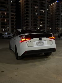 تويوتا بريوس هايبرد موديل 2022 بلاك اديشن XLE حادثه قطعتين بنيد وجاملغ...