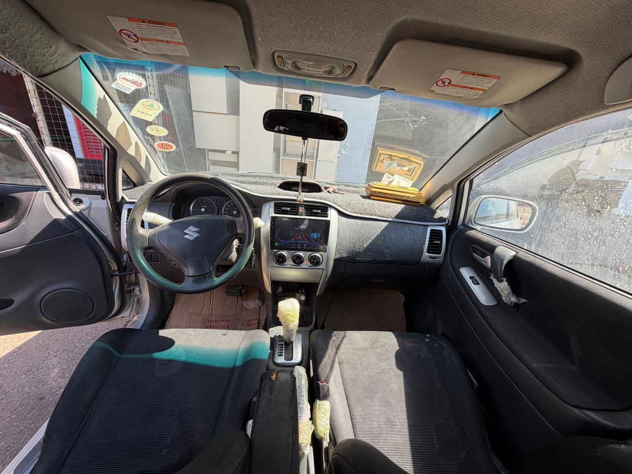 سازوكي ليانا 2006
السيارة بلاد وكتاب المصنع بيها سنويتها ل28 وصاحبها يريد تحويل بدون ضربه جراد خفيف بالبنيد والتكم يروح بالبوليش كهربائيات كلها شغاله تبريد شغال ثلج حداديه جديده تخم تاير لايت زنون  مكينه وكير كفاله ترايك للنجف سعرها 58 وبيها مجال 
مكاني البصرة ابو الخصيب 
***********
