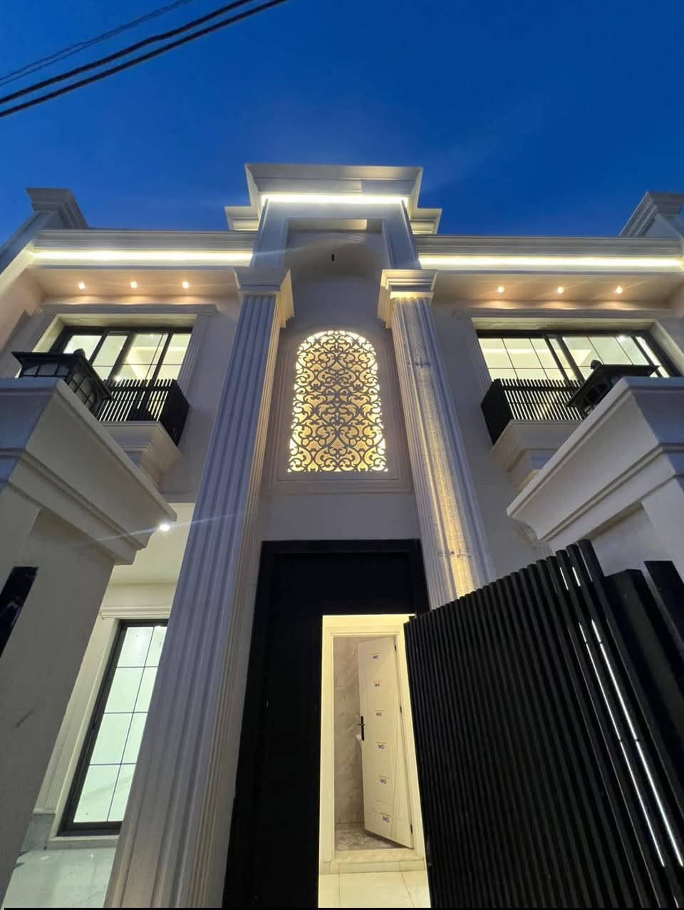 بيت للبيع في أربيل مجمع #لاوان_ستي 
المساحة :- 200م - مقابل #حديقة   
يتكون من :-
4 غرف نوم | استقبال | هول | مطبخ حار وبارد  | مجموعة سحيات 
السعر باقي الصور في تلگرام https://t.me/Omrin455
***********

***********
