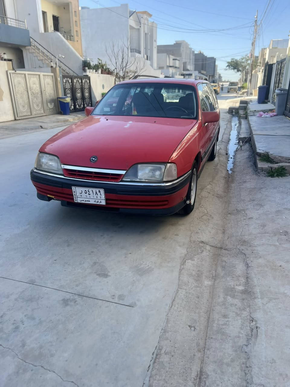 سلام عليكم اخون اميكه للبيع موديل ٩٣ تفصيل خابره ***********
