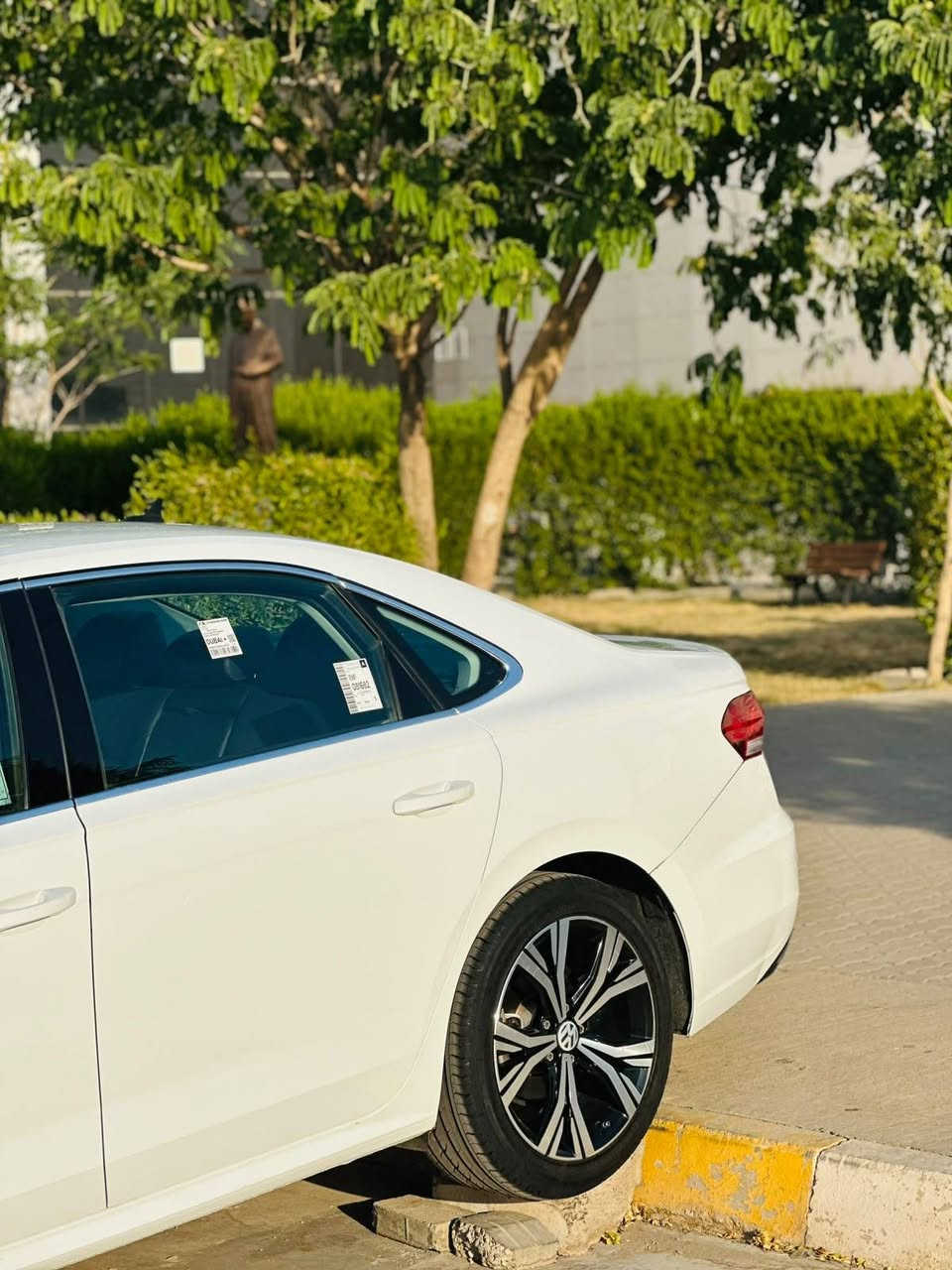 للبيع 🚗🔥
​فولكس فاجن باسات موديل 2021
​الممشى: 82 ألف ميل
​الحالة: كلين تايتل، بدون صبغ نهائياً (حادثها ضربة خفيفة بالدعامية الخلفية فقط، بدون قطرة صبغ).
​المحرك والكير: بلادي، برغي ما مفتوح، بحالة ممتازة جداً ماشاء الله.
​السنوية: جديدة، والتحويل ثاني يوم.
​الموقع: [كركوك]
​السيارة نظيفة وجاهزة وممشاها وحالتها واضحة.
للاتصال أو الاستفسار (متوفر واتساب أيضاً):
***********
​الله يبارك لصاحب النصيب 🙏✨ كركوك, العراق
