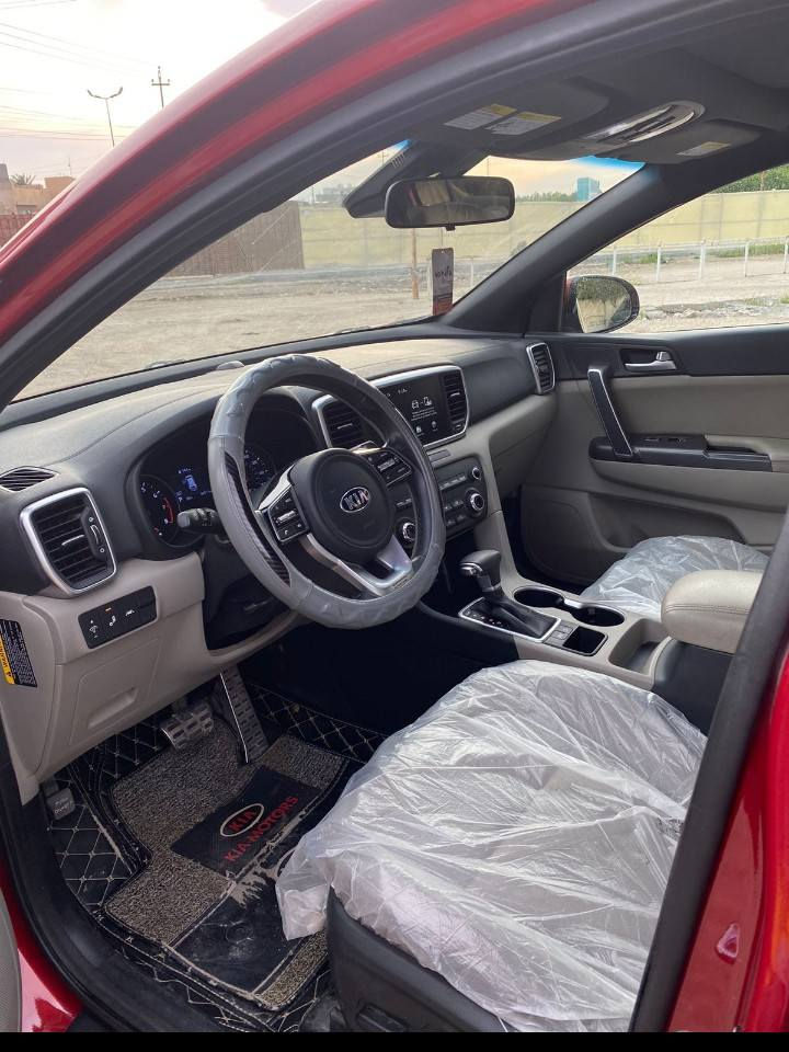 سبورتج موديل 21 امريكي لون كرزي بانوراما ويا كب اسود مميز شاشه كبيره رادار امامي وخلفي لد بالمري كشنات كهرباء جلد فول تحكم بالستيرن حادث بسيط بدون دواخل ولاصبغ وباقي المواصفات السعر ١٩٠$ بدون مراوس بيع فقط الاتصال على الرقم *********** بغداد بيها مجال بسيط حق الجيه سياره جديده
