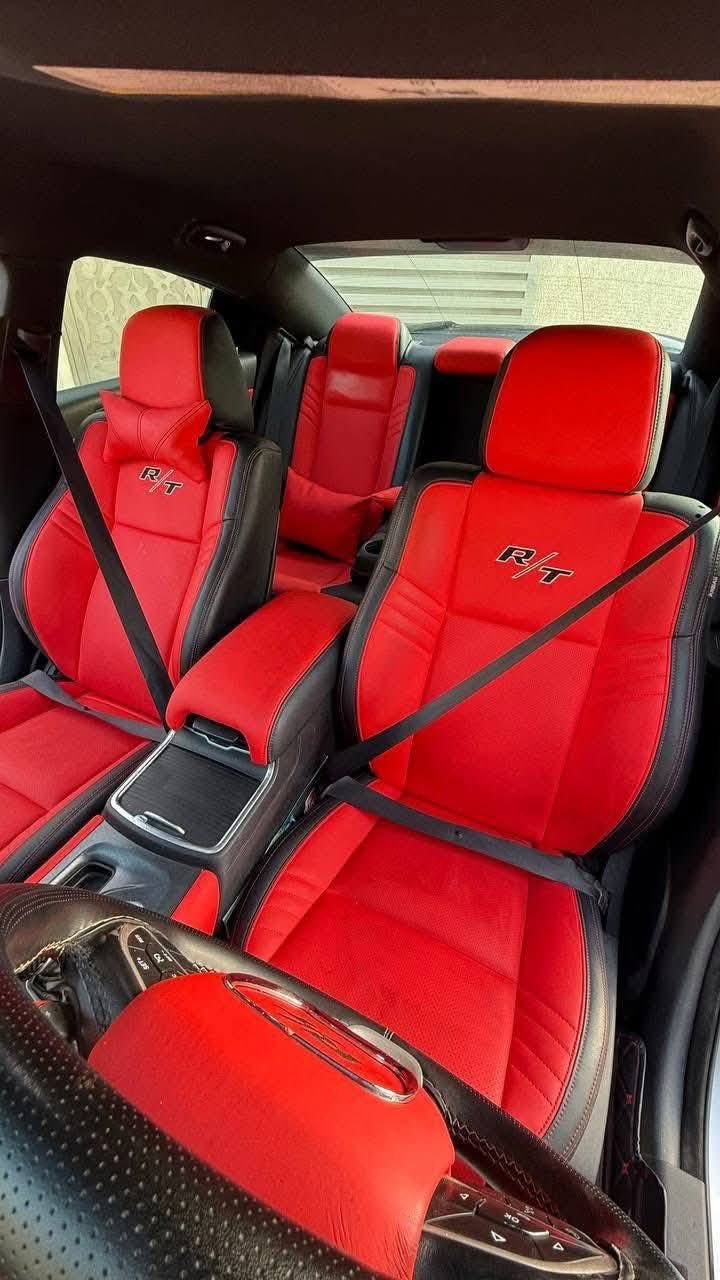 جارجر ار تي 🚀✈️ السعر 180وبيها مجال بسيط للشراي يتصل ويدلل ورجاءا الموشراي لايتعبني السياره مصروف عليها هوايه وذا مااعجبتك وتشوفها غاليه اعبرها واترك كلمه حلوه مثلك 🤍رقم بغداد تحويل شوكت متريد
مواصفات الارتي فول عدا الفتحه 

هيمي 5700 | مكينه كير مكفولات ومسويلها ادامه

ماشيه 108ميل✅

موديل 2016✅ قطره صبغ مابيها السياره فقط اماكن بارد قليله 

رقم بغداد تحويل شوكت متريد رقم  مميز مرتب✅

تبريد ثلج كله بلادي✅ 

ويل نجمه خسفه قويه تو سايز اصلي مو تجاري✅

حدادية صدر امامي خلفي شاده جديد ✅

حجر بيئة بلادي✅ 

السيارة بدون تزويد ولا متعوبه مثل البقية✅ 

دواخل جديدة ✅ غرفتها جديده شادها 

دوسات ولحية ودفيوزر✅

عليهه مري باتمان وسكوبات ✅

وبنيد كاربون الياف✅

السياره عليهه منظومه زنون جديده شادها ✅

نظام صوت الباين ✅

نظام ترحيب تلقائي✅

شاشة حجم كبير ✅ 

كشنات حظن ✅

حساس خلفي ✅

تايرات جدد شادهن الخلفي 315 والامامي275  ✅

نظام انعكاس الإضاءة العالية اوتو للمرأة الوسطية✅ والمري الجانبية✅

كزوز بلادي جان بيها اكزوز رعب بس شلته من وره المرور ✅

حجر بيئه بلادي ✅

ودسكات مبدل جديده✅

السياره حادثها فقط البنيد وكلش خفيف ولغود ✅ وشواصي مكفولات بس البنيد ومبدل كاربون الياف✅ وصور الحادث مرفقه ✅ السعر 180 ومجال بسيط

🏠العنوان : بغداد حي الاعلام للاتصال☎️ ***********📞 موجود فقط واتساب ☎️
