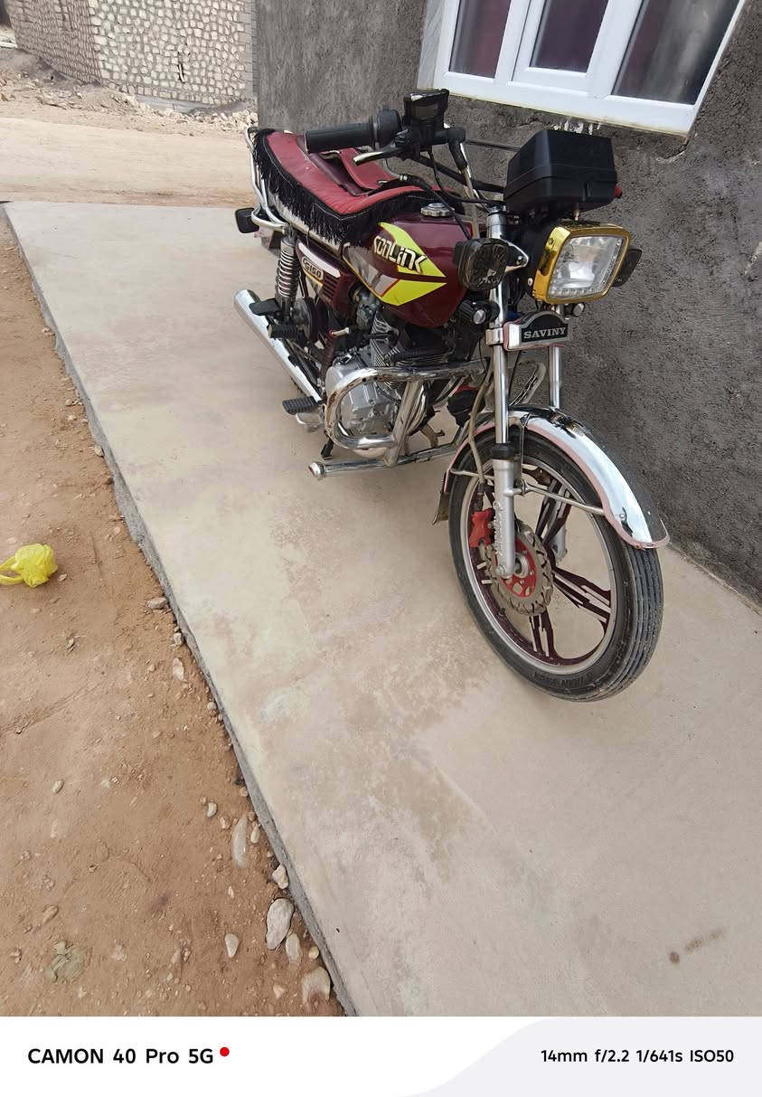 السلام عليكم. دراجه سيفان موديل 23للبيع او مراوس ب(4كير )


**إذا كنت صاحب هذا الإعلان وتريد حذفه لأي سبب، رجاءا أرسل رسالة إلى الدعم الفني**