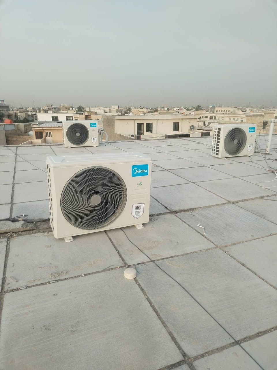 تم وبحمد الله 
تجهيز وتنصيب 3 سبالت  ميديا في حي الجهاد 
مع اضافة بوري لكل سبلت 4 مترات عن طريق اللحام 
وضمان العمل 3 سنوات وضمان السبلت 5 سنوات من شركة تكييف 
اخوكم الفني حسين الحسناوي 
*********** واتساب
